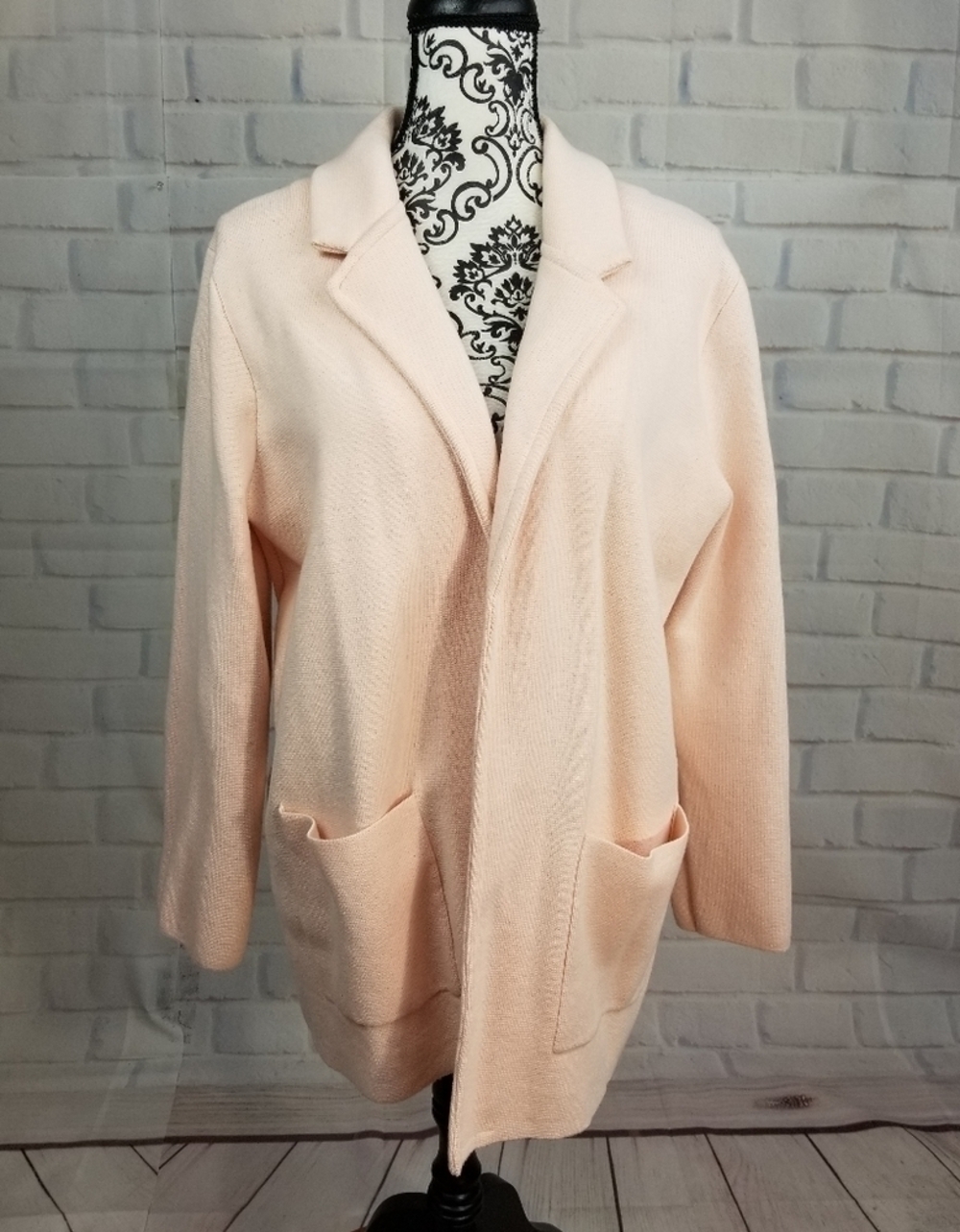 Magaschoni open front long sleeve sweater size L
